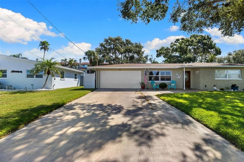 Photo of 2287 CAROLYN DRIVE
