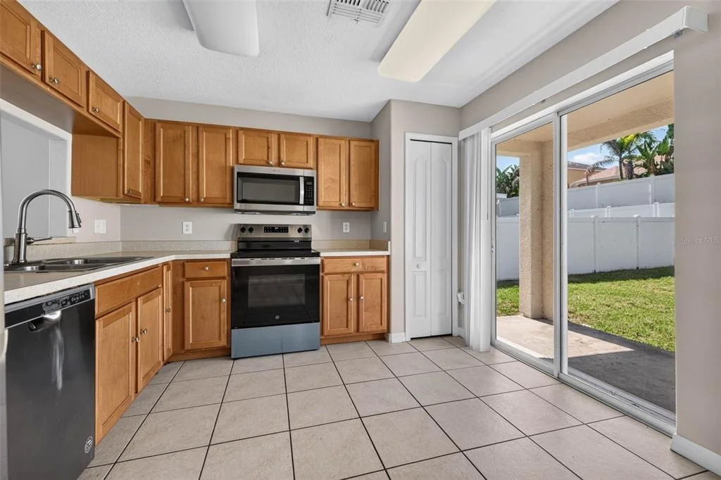 Photo of 10717 SHADY PRESERVE DRIVE
