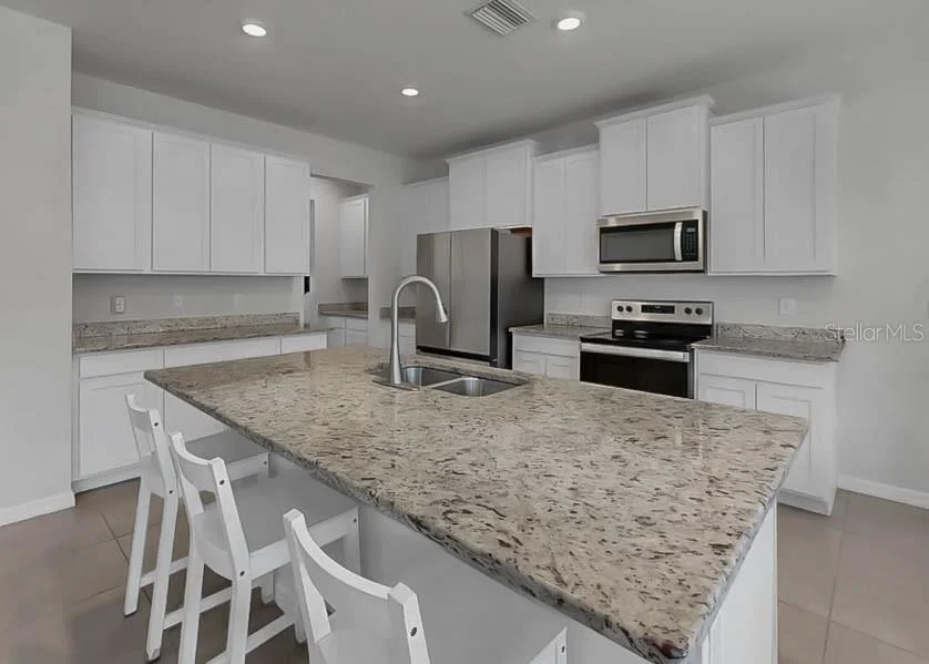 Photo of 16454 WOODSIDE GLEN