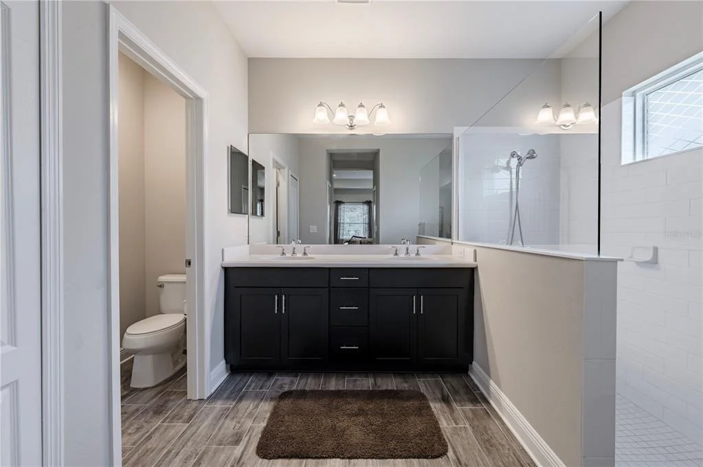 Photo of 1117 THORNBURY DRIVE