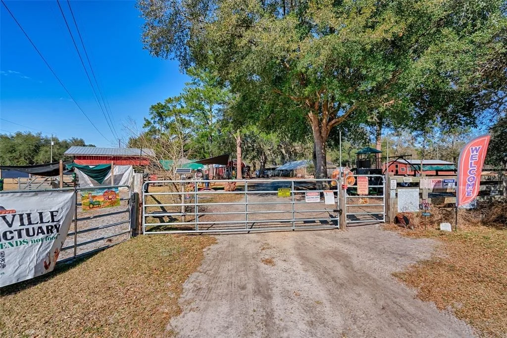 Photo of 1208 N COUNTY ROAD 315
