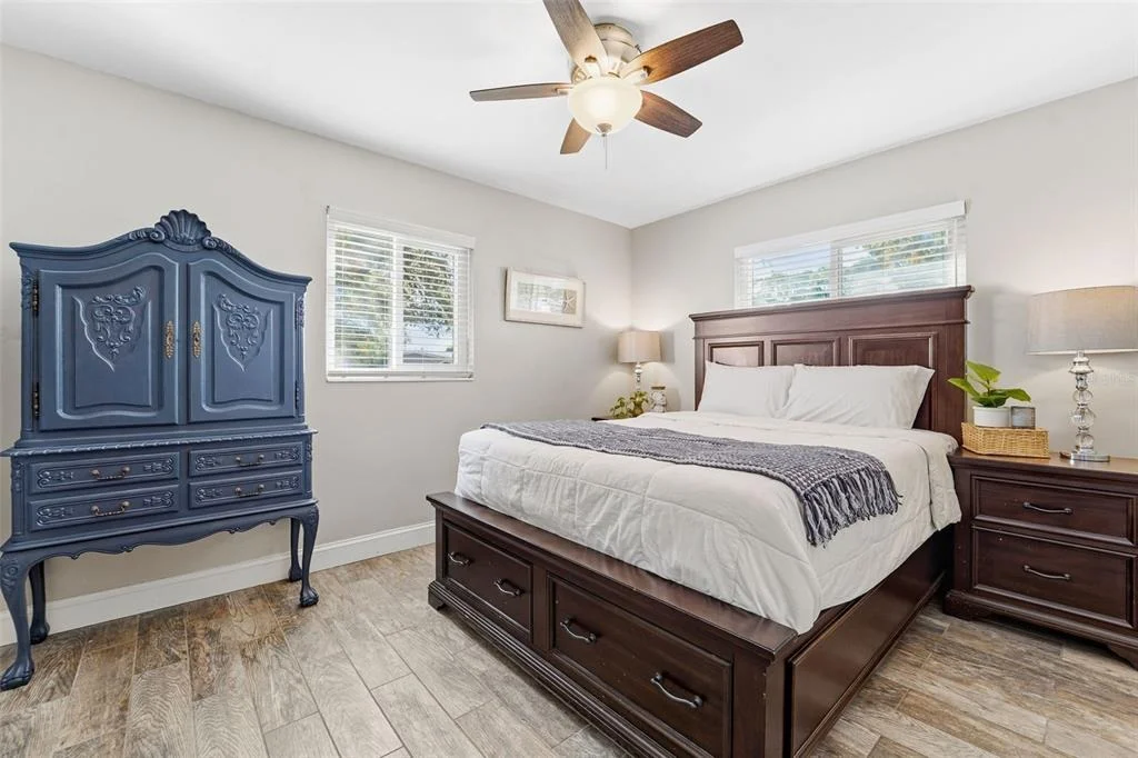 Photo of 3595 FLORAL DRIVE