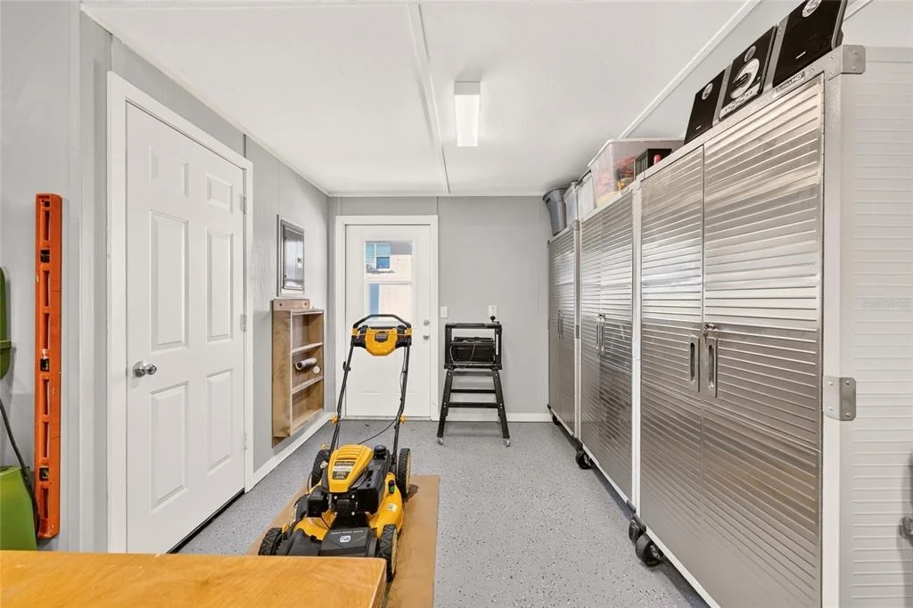 Photo of 6943 SE 11TH PLACE