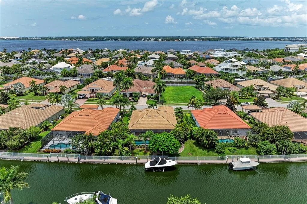 Photo of 545 MAST DRIVE