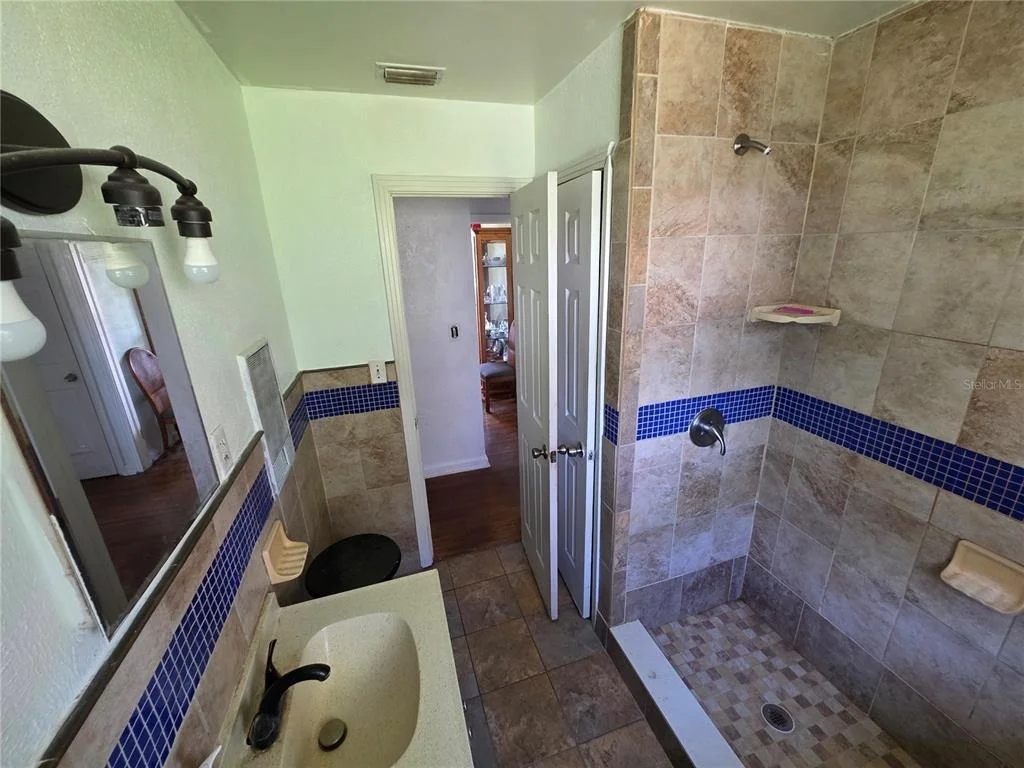 Photo of 563 MARTHA DRIVE