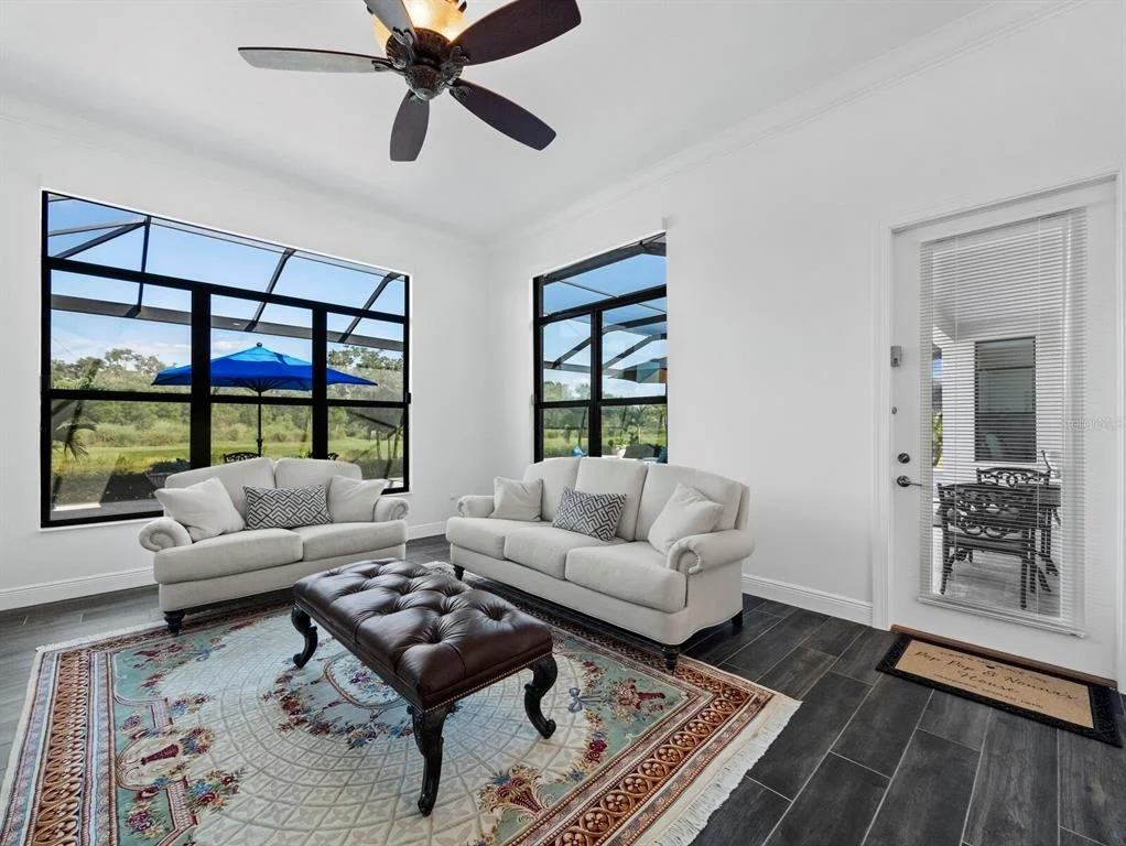 Photo of 8989 ARTISAN WAY