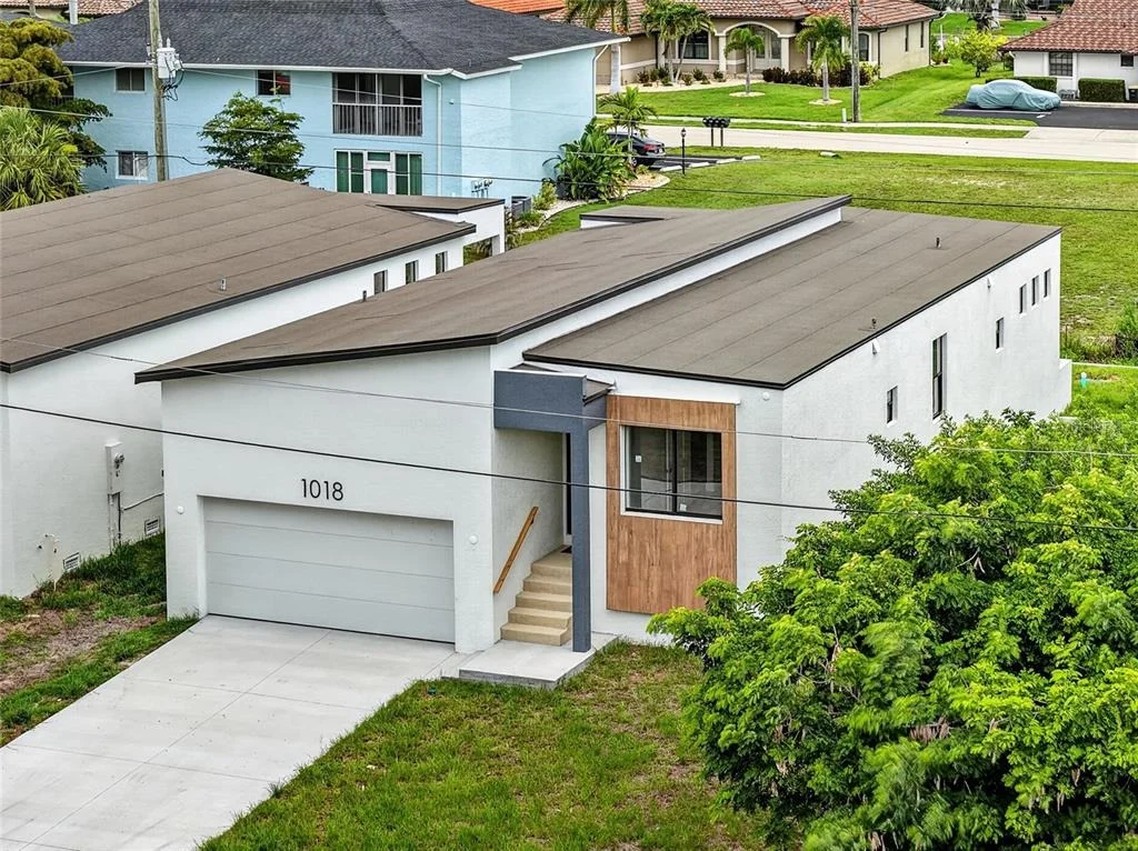 Photo of 1018 S MARLIN DRIVE
