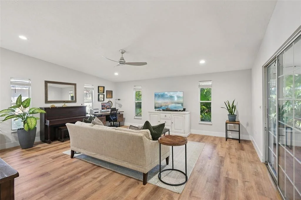 Photo of 6704 ARBOR OAKS DRIVE