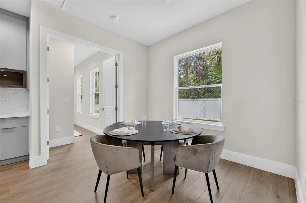Photo of 102 BELL PLACE