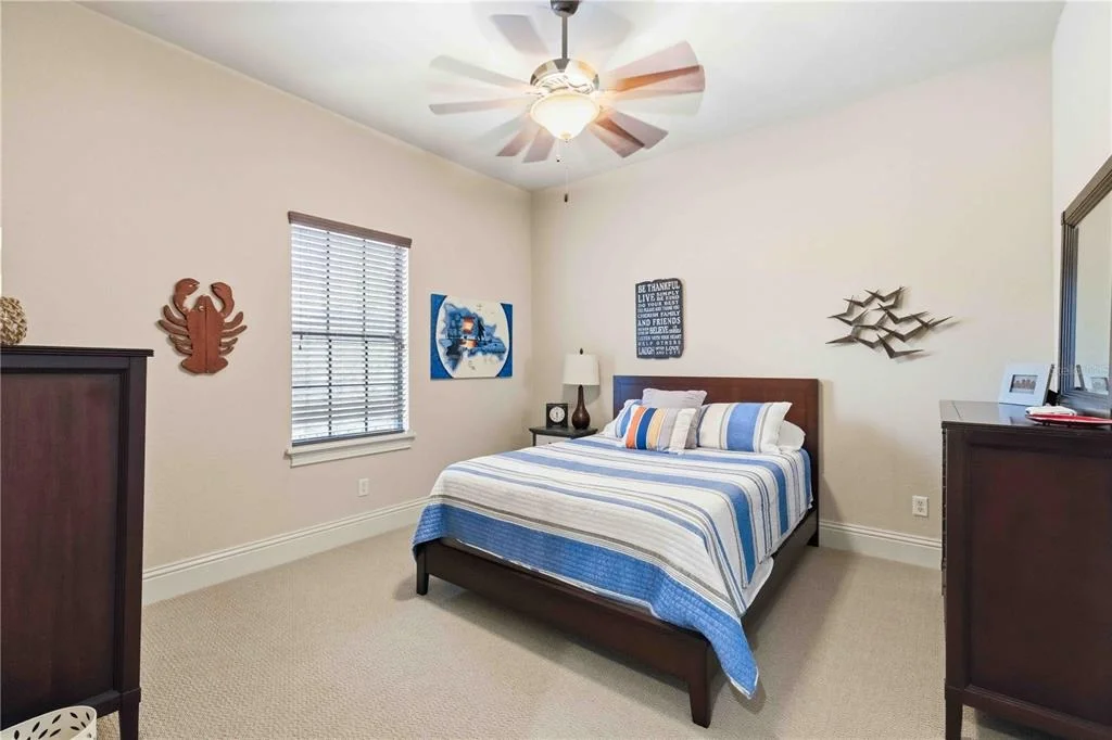 Photo of 16220 TERNGLADE DRIVE