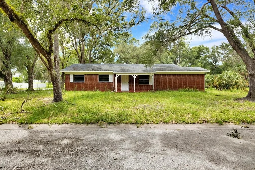 Photo of 11916 DAVIS ROAD