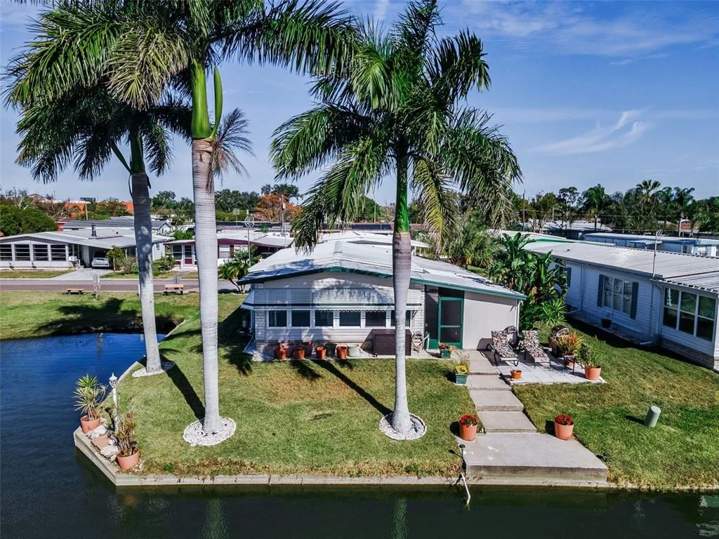 Photo of 4706 BURNEY DRIVE