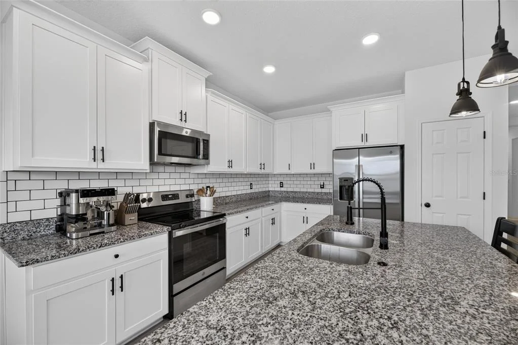 Photo of 3010 MARINE GRASS DRIVE