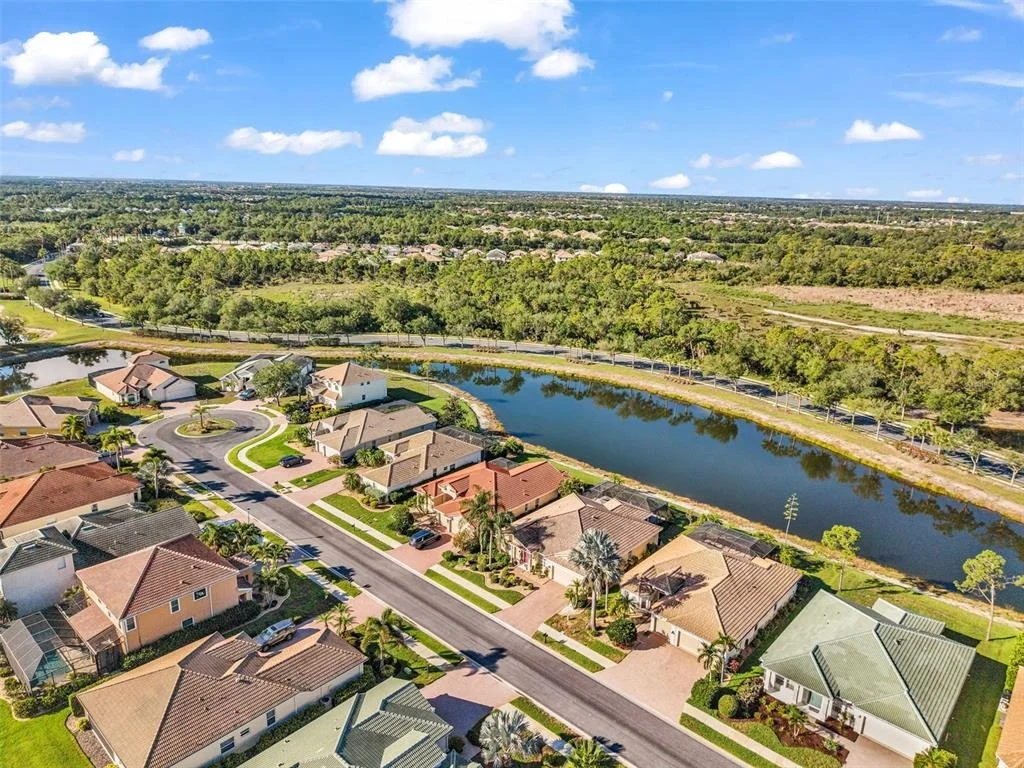 Photo of 11360 DANCING RIVER DRIVE