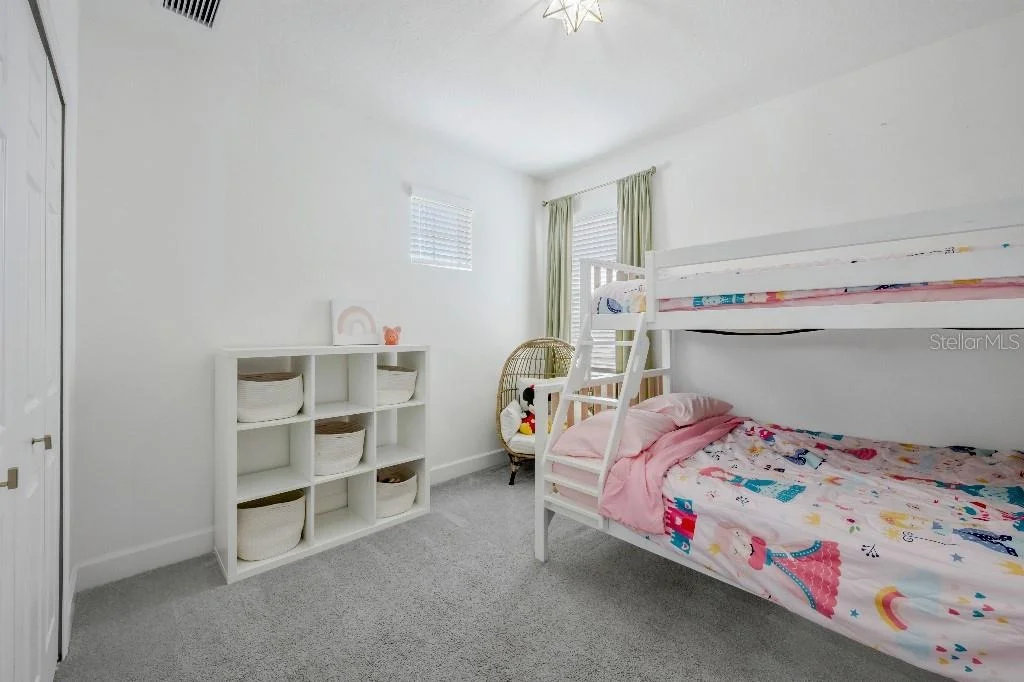 Photo of 6135 VOYAGERS PLACE