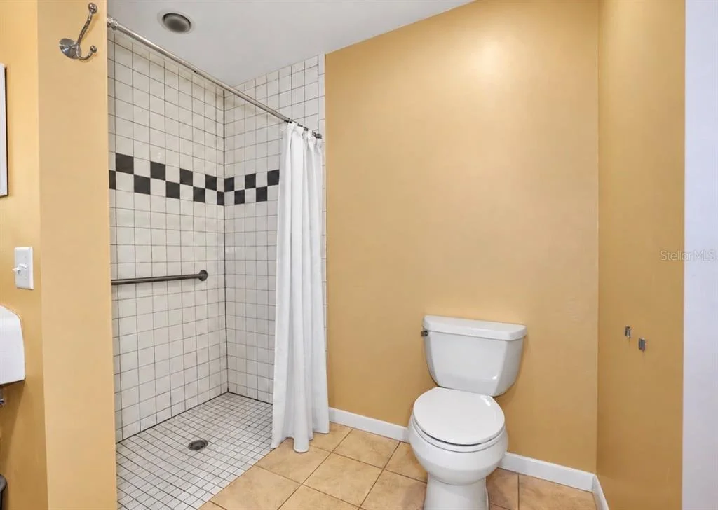 Photo of 1725 SAN MATEO DRIVE