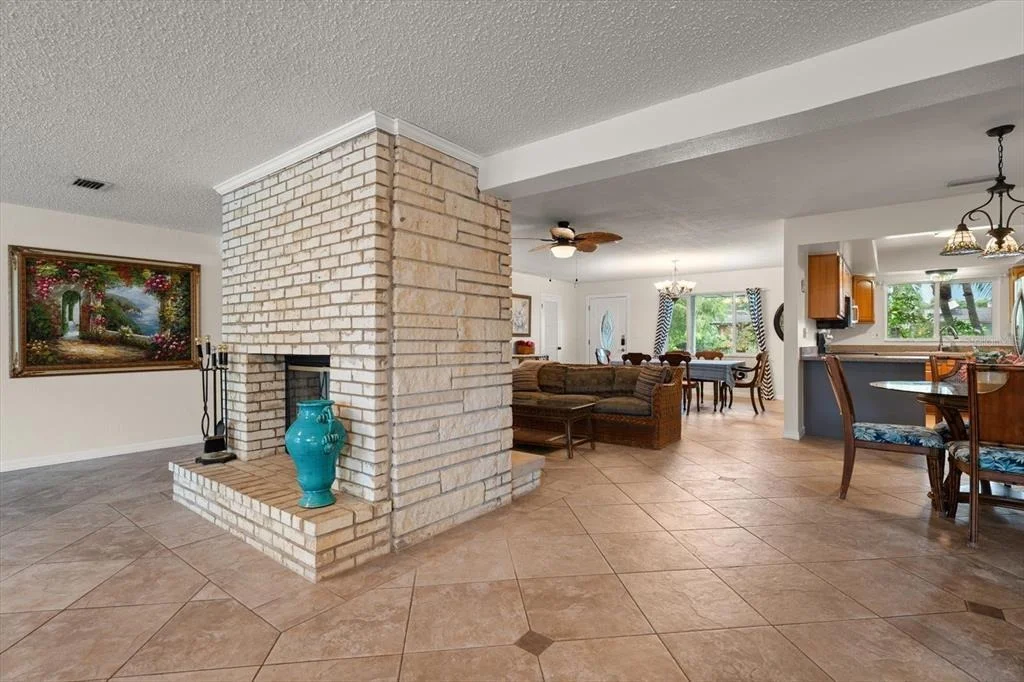 Photo of 1 MAPLEWOOD AVENUE
