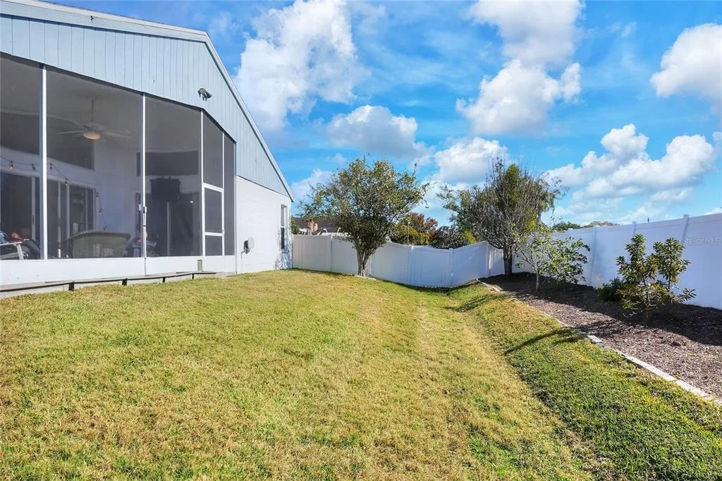 Photo of 412 EMERALD COVE LOOP