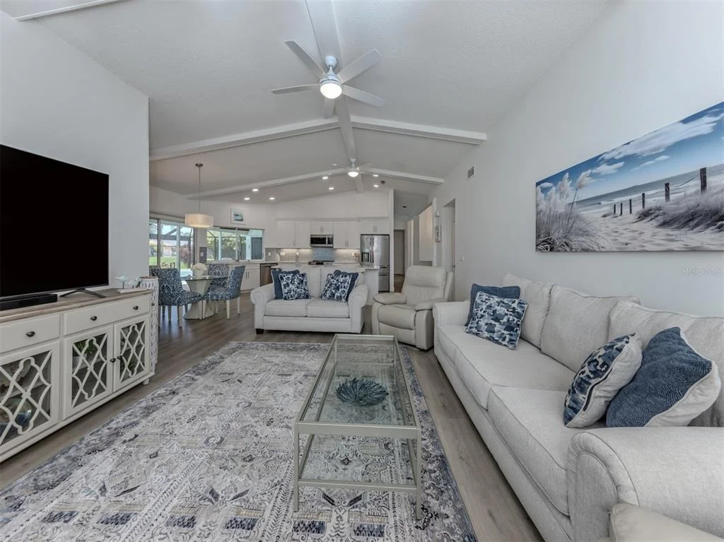 Photo of 1428 GLENEAGLES DRIVE