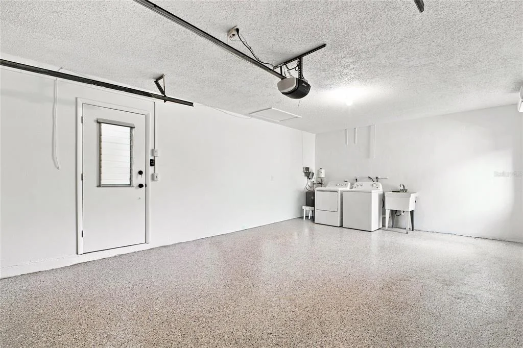 Photo of 2336 MALCOLM DRIVE
