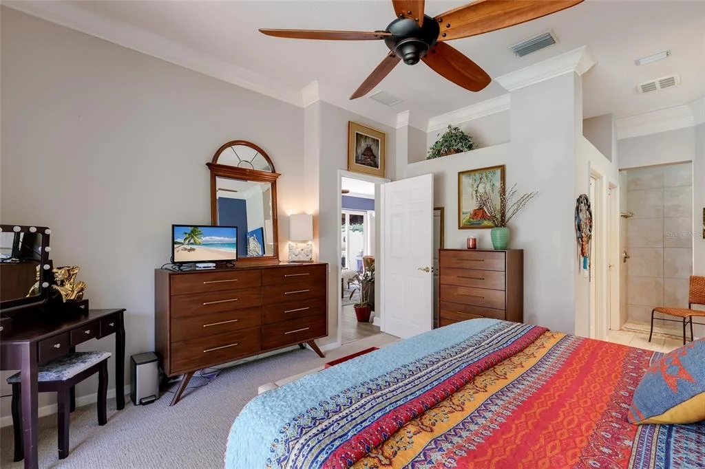 Photo of 8705 52ND DRIVE E