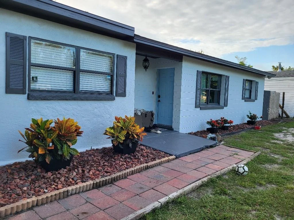 Photo of 995 EMERALD DRIVE