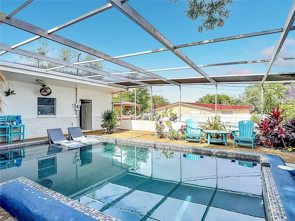 Photo of 5433 FRONT DRIVE
