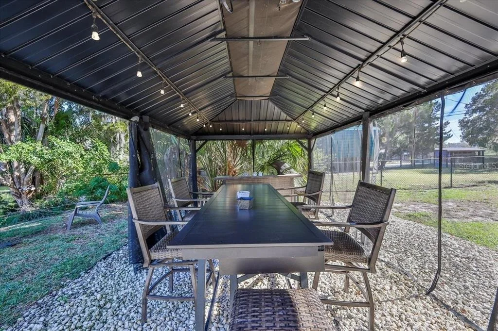 Photo of 5261 CIRCLE DRIVE