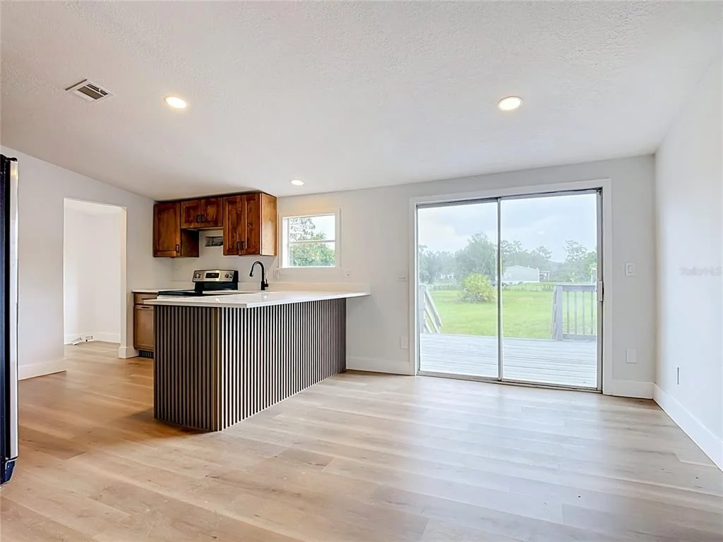 Photo of 9200 MERCURY DRIVE