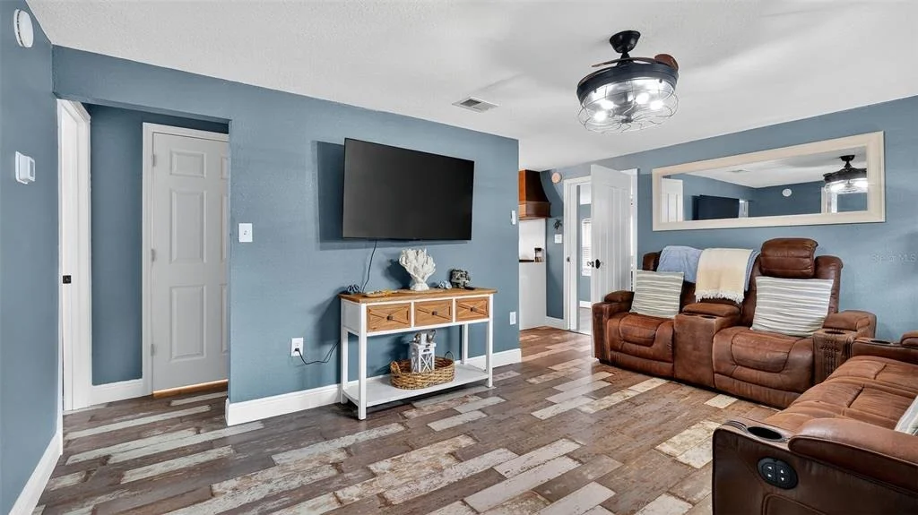 Photo of 5411 TEAL DRIVE