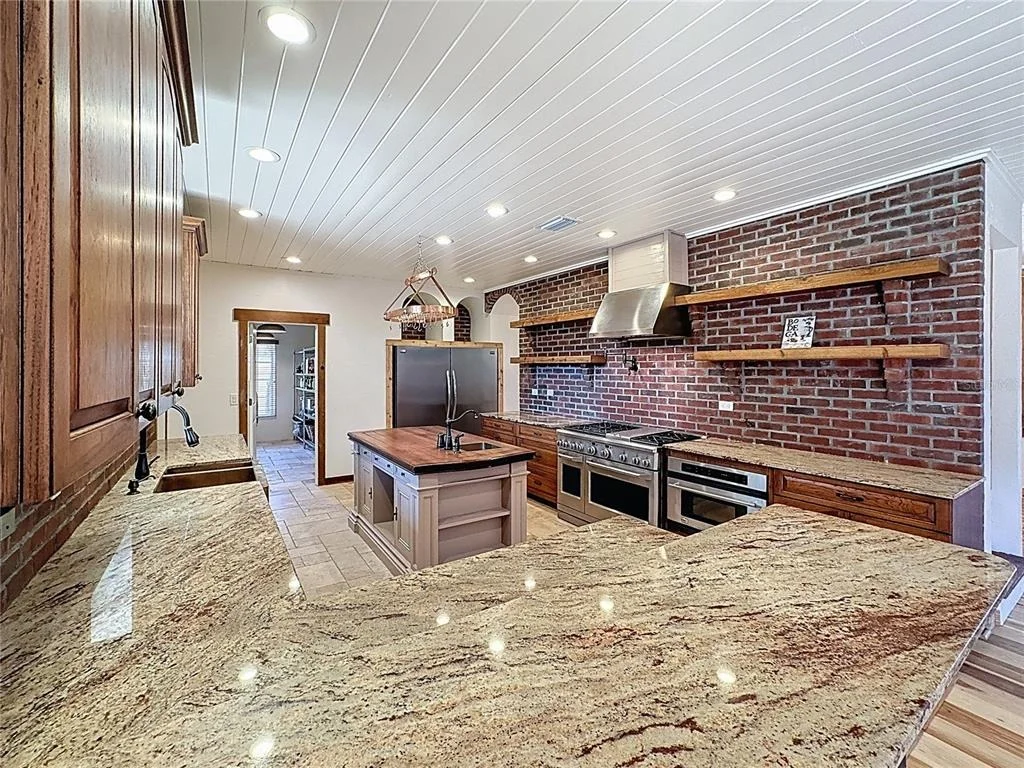 Photo of 19600 E STATE ROAD 64