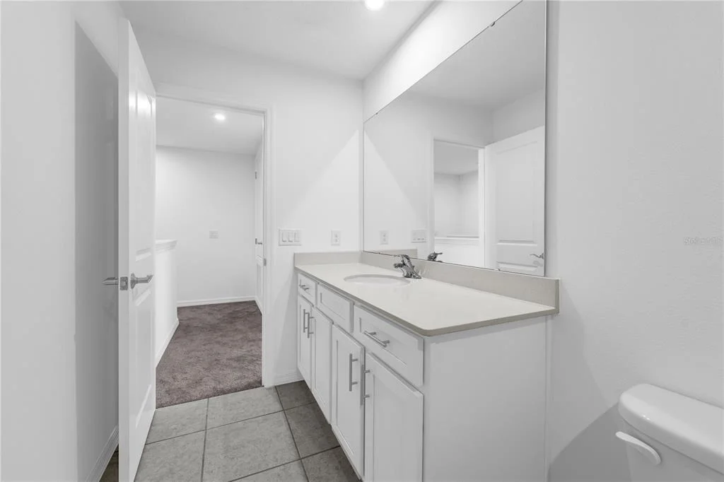 Photo of 876 CASTLEFORD AVENUE NE