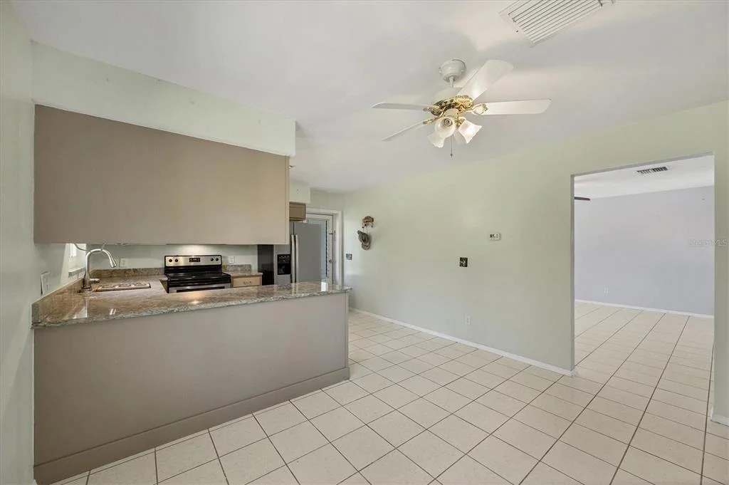 Photo of 1135 RANGE ROAD