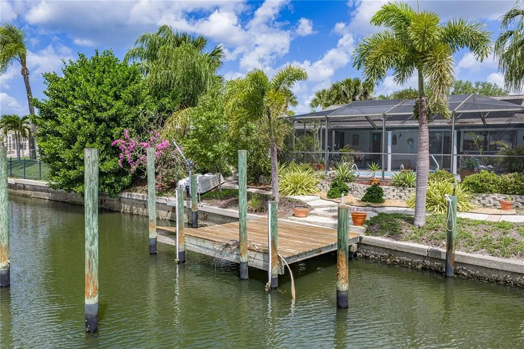 Photo of 906 SAGO PALM WAY