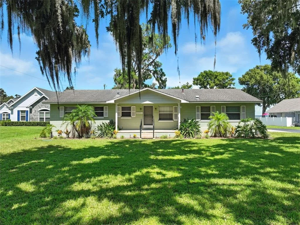 Photo of 32721 LAKE EUSTIS DRIVE