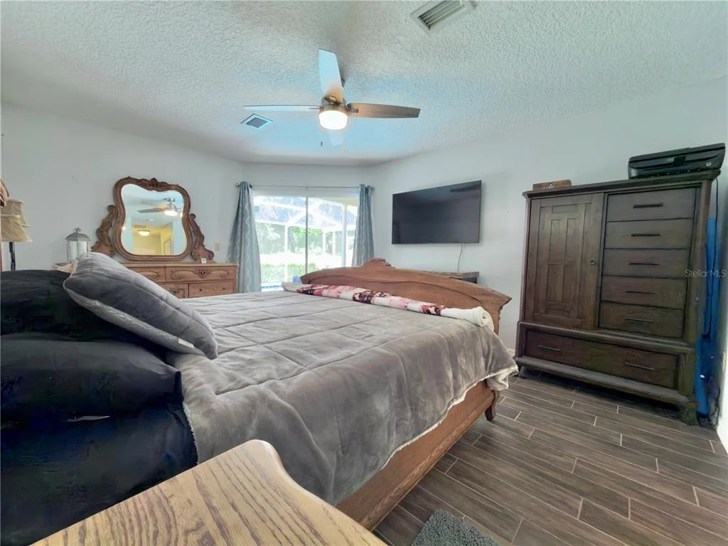 Photo of 5215 CEDAR LANE