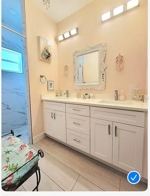 Photo of 562 FLAMINGO ROAD