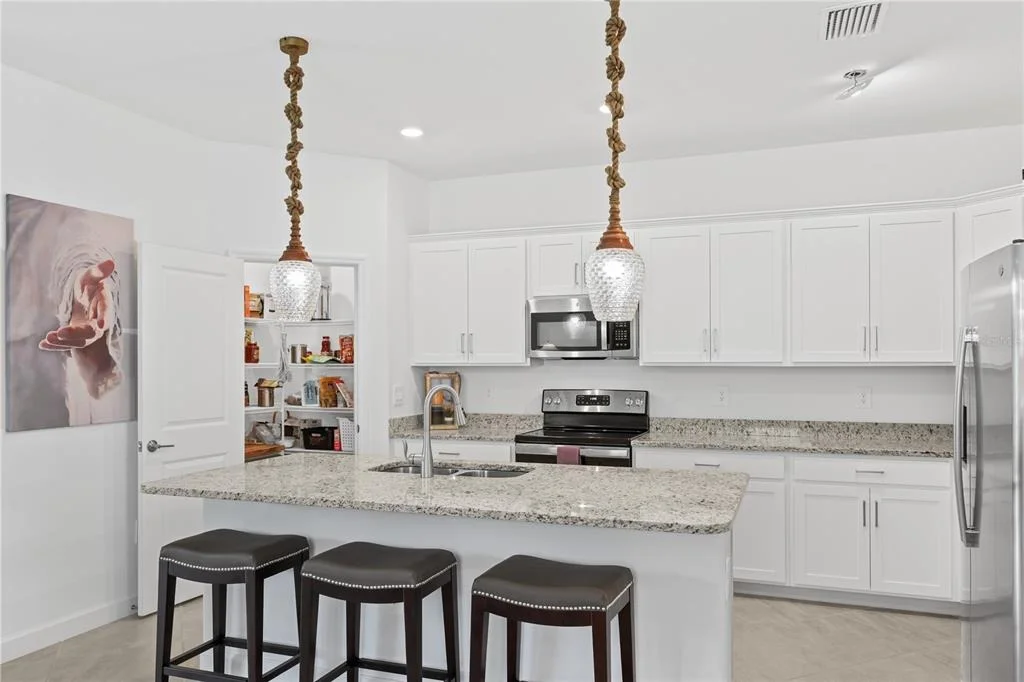 Photo of 3390 WESTON MANOR DRIVE