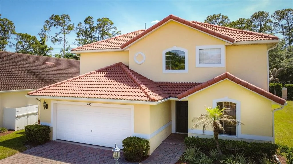 Photo of 135 ROBIN ROAD