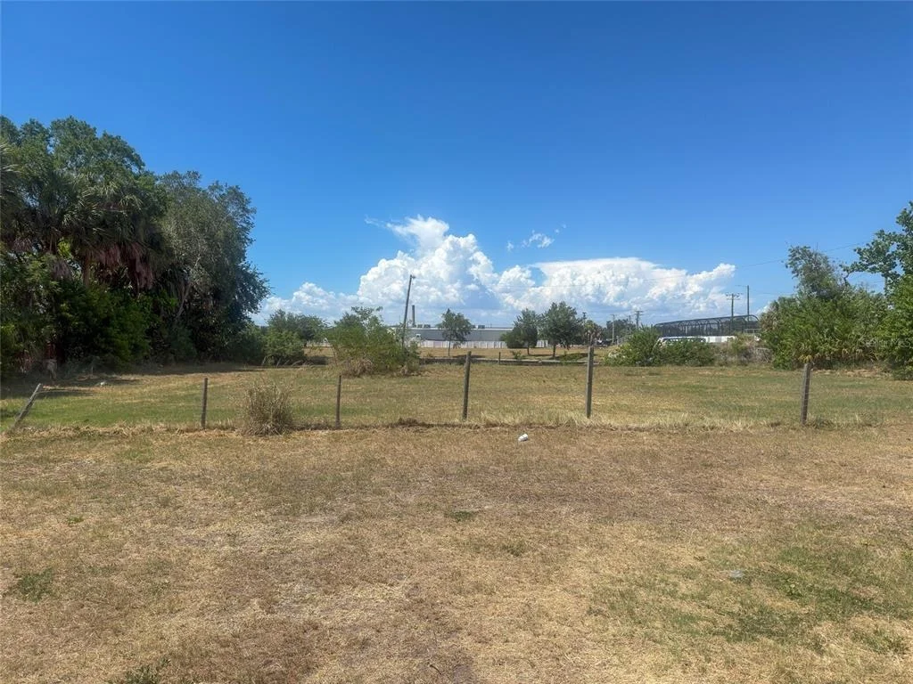 Photo of 601 FLAMINGO DRIVE