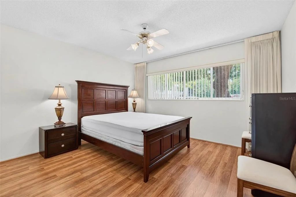 Photo of Unit 6 at 2440 WORLD PARKWAY BOULEVARD