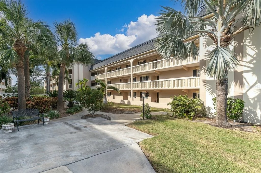Photo of Unit 103 at 155 BLUFF VIEW DRIVE