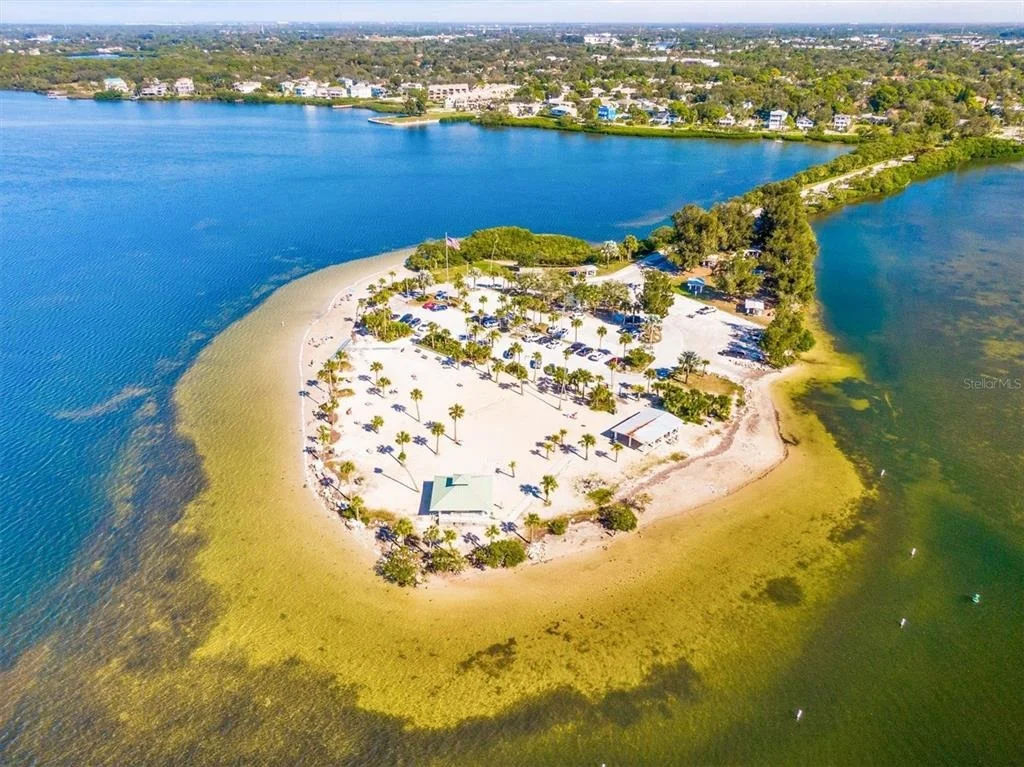 Photo of 721 BAYSHORE DRIVE