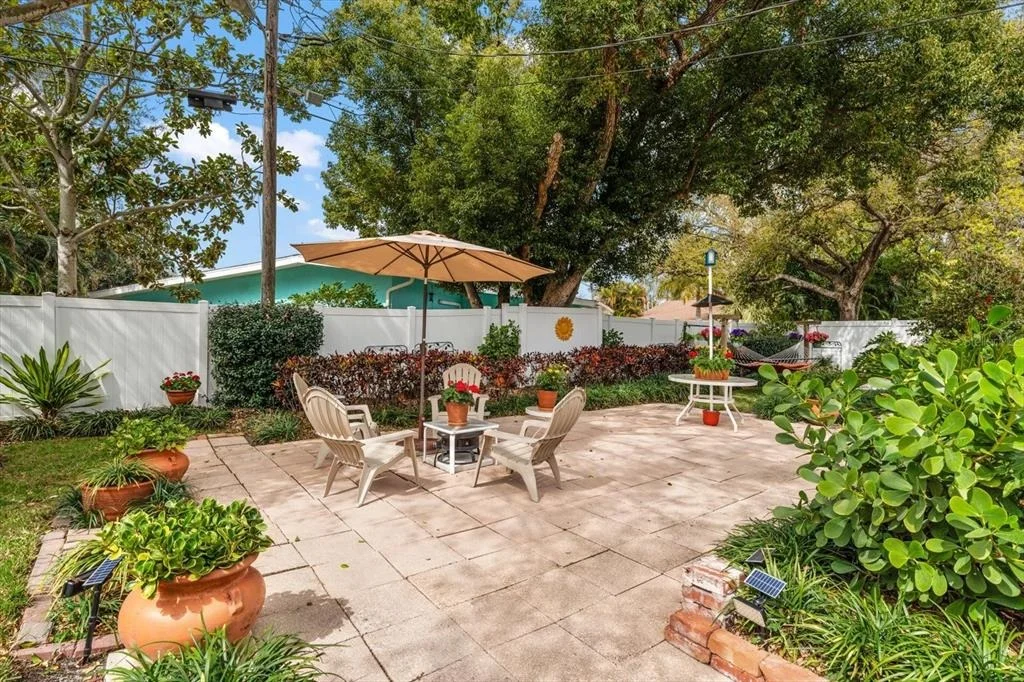 Photo of 1718 MEREDITH LANE
