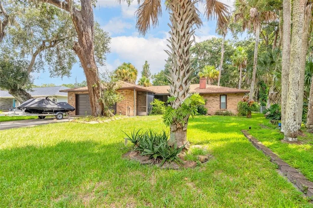 Photo of 1413 ORANGE TREE DRIVE