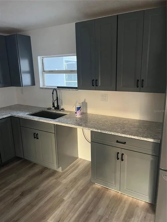 Photo of 1006 KENMORE DRIVE