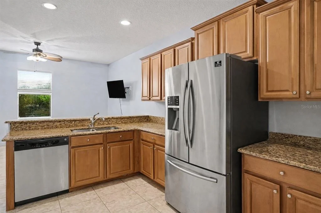 Photo of 1042 HARMONY LANE