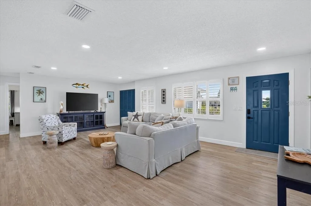 Photo of 5016 MANGROVE POINT ROAD