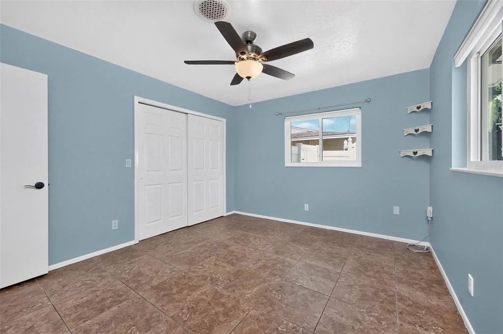 Photo of 559 MOUNT VERNON DRIVE