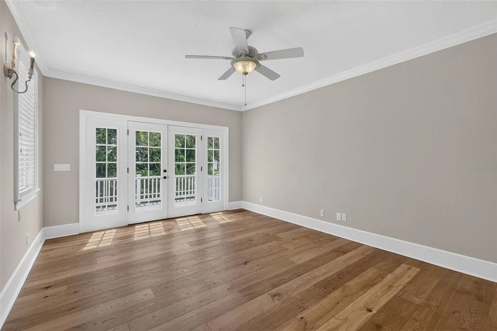 Photo of 580 W 10TH AVENUE